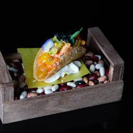 33. tacos Hot Salmon (1 Pzs.)